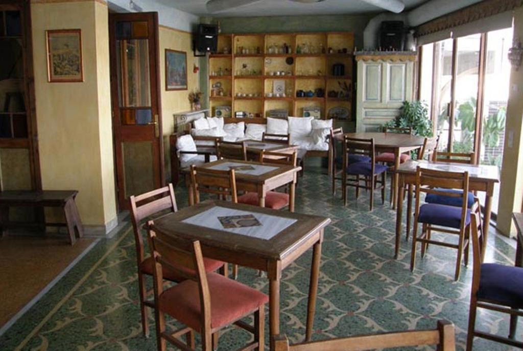 Hotel Sappho Митилини Экстерьер фото